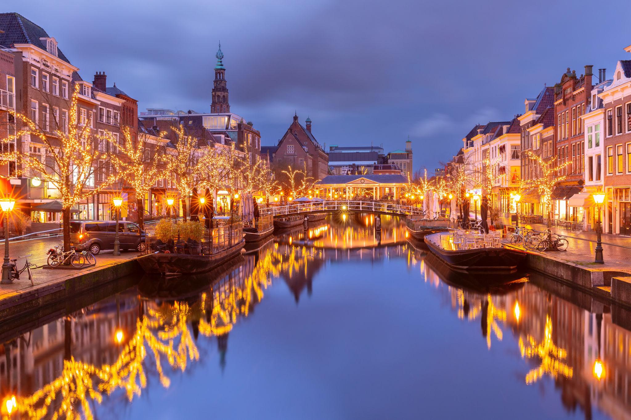 Marché de Noël flottant de Leyde — Leyde (Leiden)