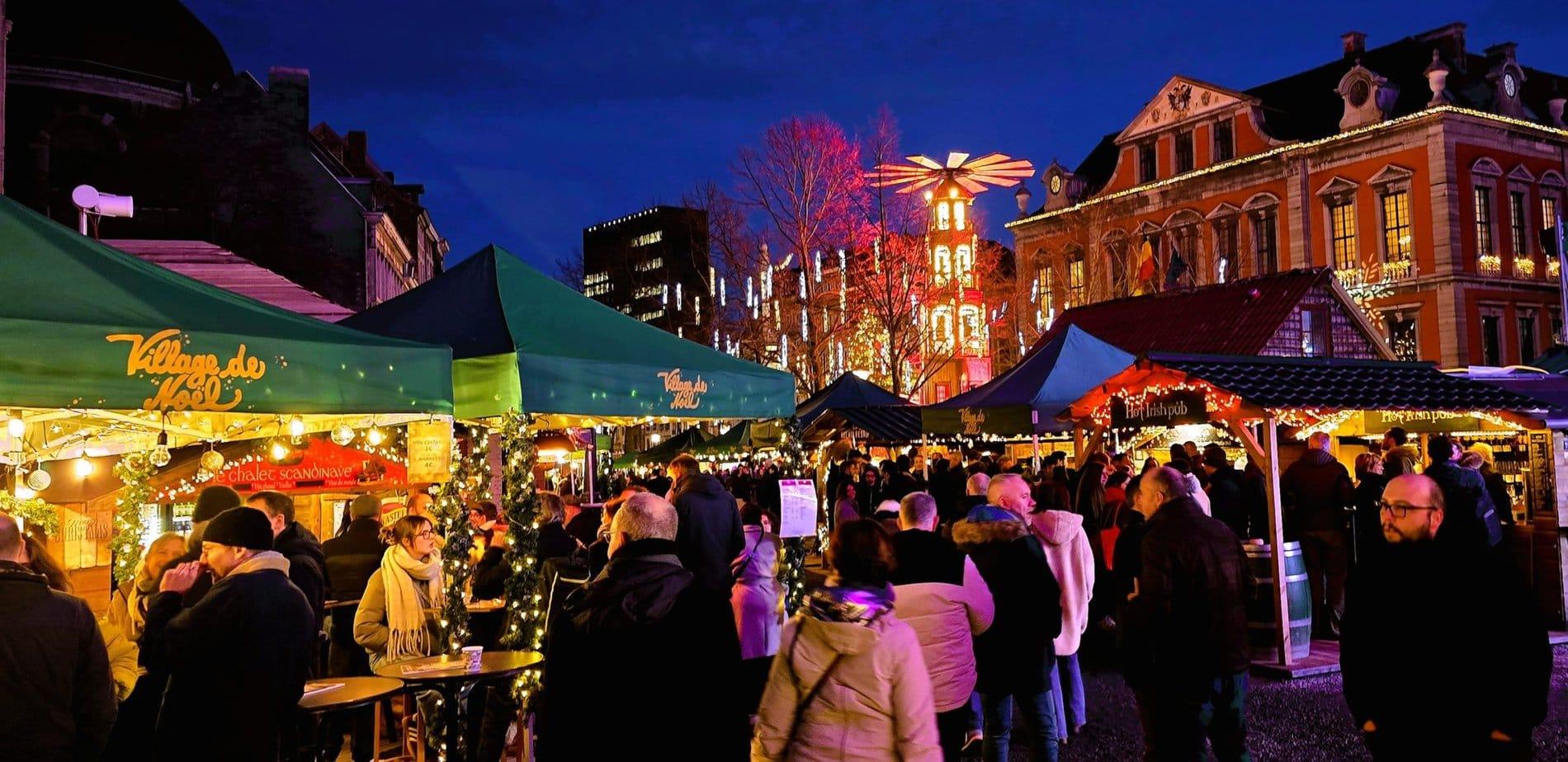 Le Village de Noël de Liège, souvent considéré comme le plus grand marché de Noël de Belgique.
